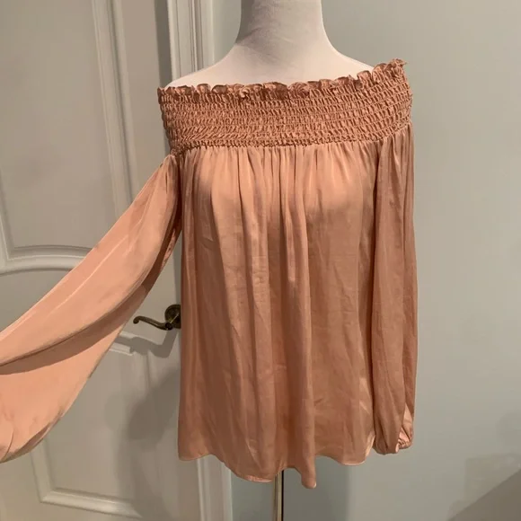 BCBG pink over the shoulder silk shirt - Picture 1 of 3